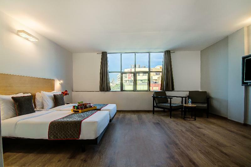 Hotel Oyo Townhouse 42 Urvashi Theatre Chennai Zewnętrze zdjęcie